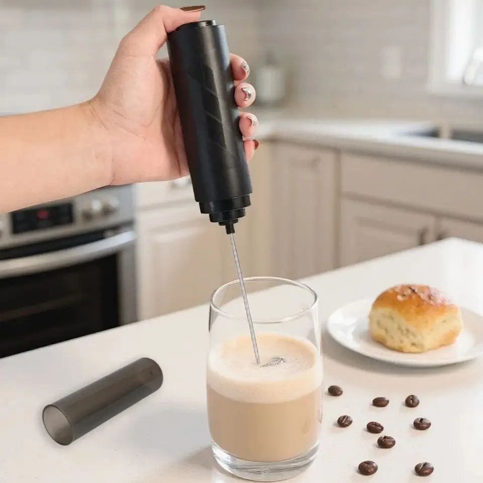 Kitchen Appliances B&Q - 1 AA battery powered coffee milk